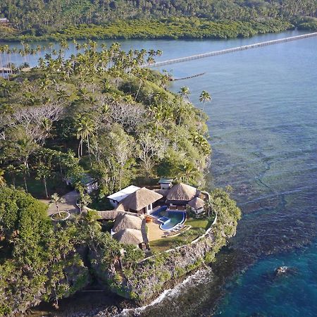 Wavi Island Hotel Naindi Buitenkant foto
