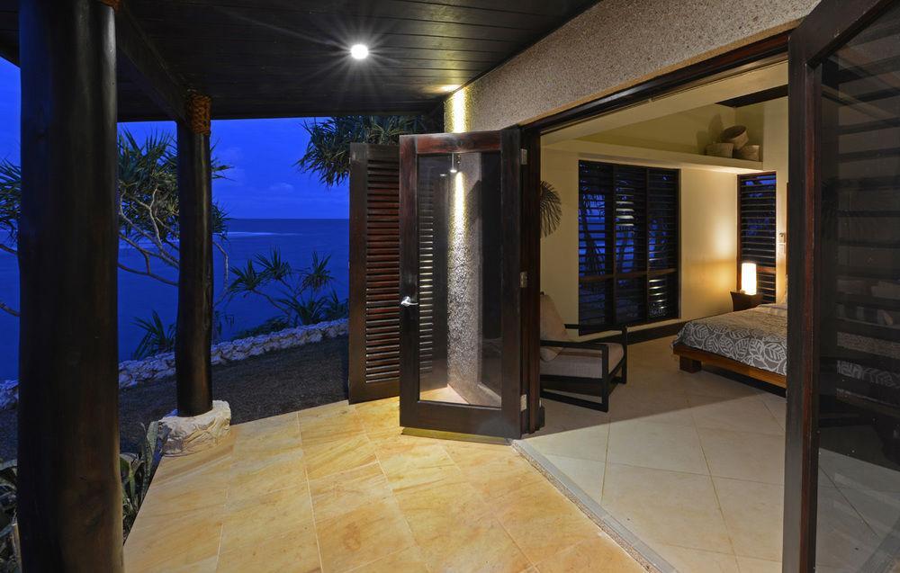 Wavi Island Hotel Naindi Buitenkant foto