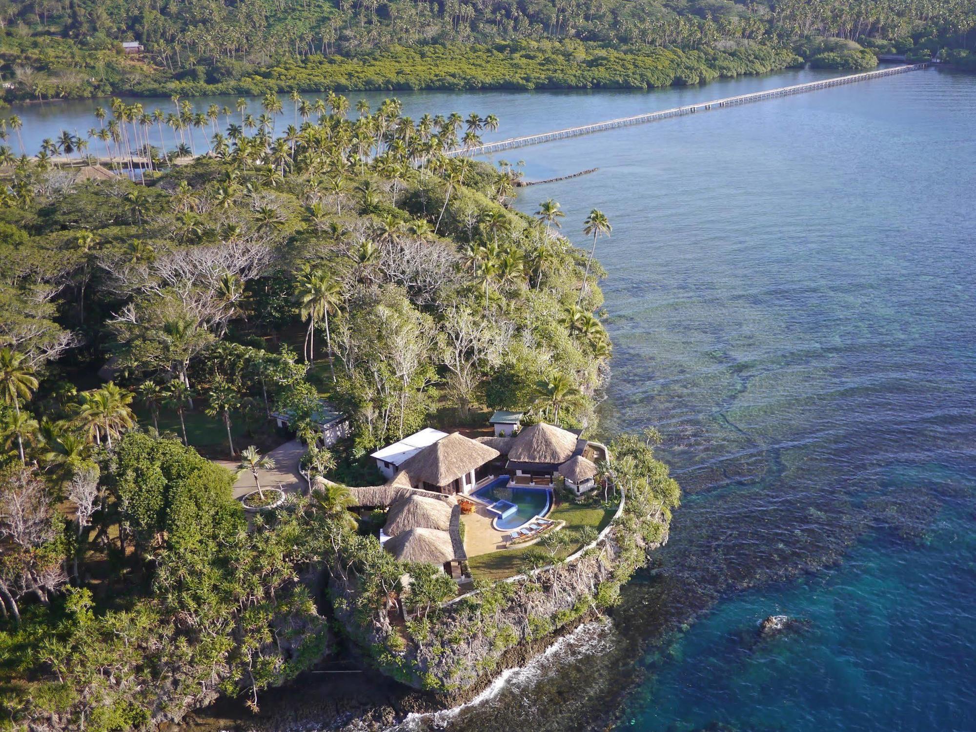 Wavi Island Hotel Naindi Buitenkant foto
